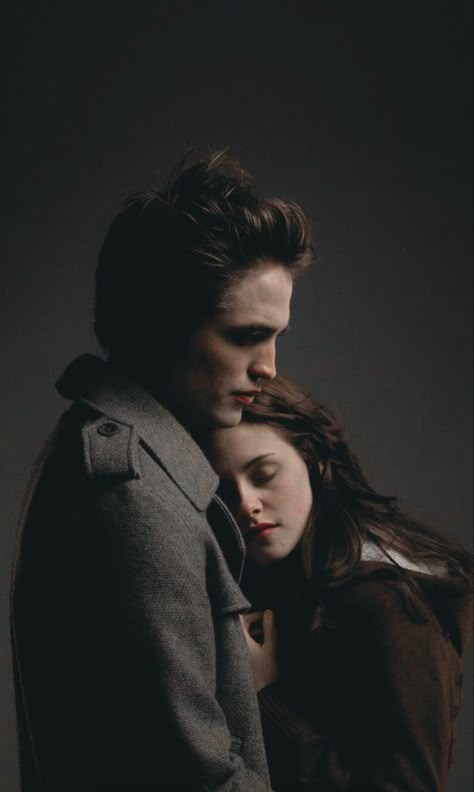 Edward X Bella, Edward And Bella Aesthetic, Edward Cullen Wallpaper, Twilight Edward And Bella, Bella Y Edward, Twilight Wallpaper, Twilight Bella And Edward, Bella Edward, Edward And Bella