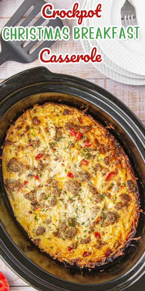 Crockpot Breakfast Casserole With Bacon, Crockpot Christmas Breakfast, Breakfast Casserole With Bacon, Breakfast Crockpot, Casserole With Bacon, Crockpot Christmas, Christmas Breakfast Casserole, Slow Cooker Breakfast Casserole, Garlic Kale