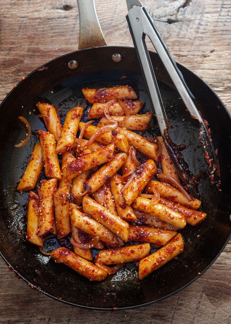 Pan Fried Rice Cakes (Gireum Tteokbokki) | Beyond Kimchee Asian Rice Cakes, Tetboki Recipe, Chinese Rice Cakes, Asian Rice Cake Recipes, Teokkboki Rice Cake Recipes, Easy Rice Cake Recipe, Fried Rice Cakes, Pan Fried Rice, Korean Appetizers