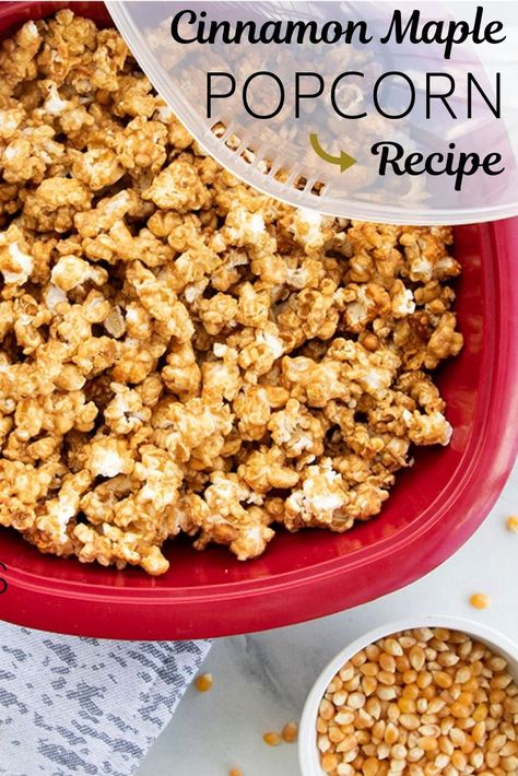 Maple Popcorn Recipe, Popcorn Flavours, Cinnamon Popcorn, Popcorn Recipes Sweet, Popcorn Seasonings, Vegan Popcorn, Popcorn Recipes Easy, Healthy Popcorn, Popcorn Mix