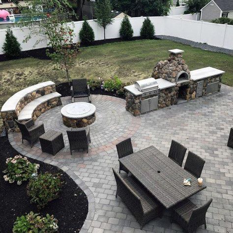 Grill Patio, Grill Ideas, Outdoor Cooking Spaces, Patio Grill, Grill Area, Backyard Grilling, Built In Grill, Backyard Inspo, Grill Design