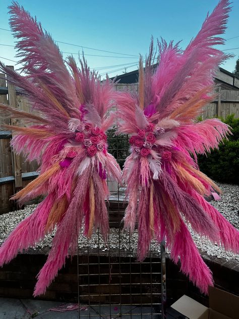 Bloom And Plume, Colored Pampas Grass Decor, Pampas Wings, Pink Pampas Decor, Pampas Grass Wall Decor With Neon Sign, Pampas Grass Wings, Pink Pampas Wall Decor, Pampas Grass Decor Pink, Rose Gold Color Palette