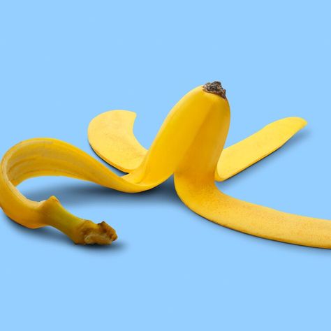 The truth about adding baking soda, banana peels and coffee grounds to your plants — Florida Times-Union Tiktok Skincare, Banana Peels, Banana Peel, Skincare Regimen, School Communication, Creating A Newsletter, Viral Tiktok, Chemical Peel, A Banana