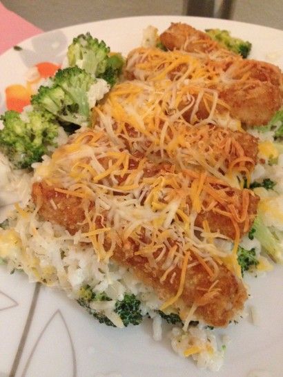 Fish Stick Rice Casserole | Tasty Kitchen: an easy recipe with a mix on the traditional way to serve fish sticks Recipes Using Fish Sticks, Fish Stick Casserole Recipe, Stick Rice, Healthy Casserole, Recipes Fish, Rice Casserole Recipes, Single Girls, Fish Sticks, Sweet Peppers