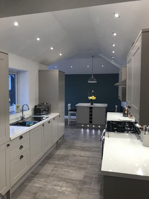 Galley kitchens are designed to be nimble and compact... @ceriellis90 provide a lovely example of a Burford Cashmere kitchen in this layout leading to an extended kitchen/dining area. To design your dream kitchen, visit Howdens. Small Double Galley Kitchen Ideas, Howdens Galley Kitchen, Kitchen Design Double Galley, Kitchen Layout Double Galley, Double Galley Kitchen Ideas, Double Galley Kitchen Layout Ideas, Full Kitchen Design Layout, Double Galley Kitchen Layout, Double Galley Kitchen