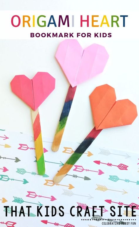 Origami Heart Bookmark for Kids - an easy origami craft for kids - ThatKidsCraftSite.com Hart Origami, Easy Origami Heart, Bookmark For Kids, Easy Origami For Kids, Valentines Bookmarks, Diy Gifts For Mothers, Diy Mother's Day Crafts, Origami Ball, Origami Bookmark