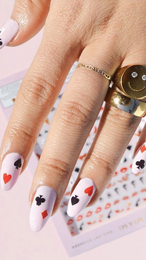 Vegas Nail Art Designs, Casino Nail Art, Las Vegas Nail Designs, Vegas Themed Nails, Deck Of Cards Nails, Gambling Nails, Casino Theme Nails, Casino Nails Designs, Vegas Inspired Nails