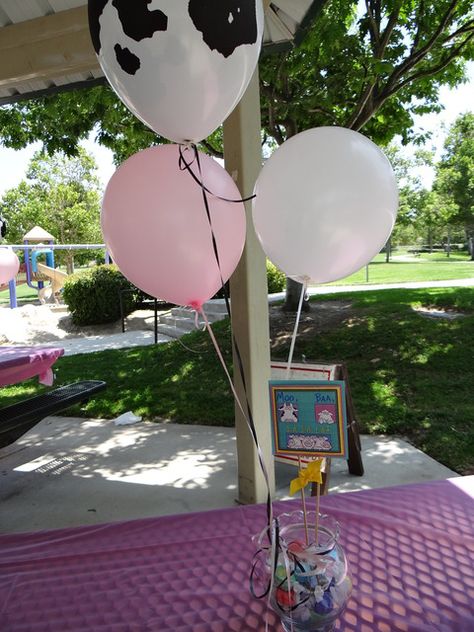 Brynn's 1st Birthday La Birthday Party, Birthday Party Ideas, Catch My Party, Ideas Photo, Photo 1, Birthday Ideas, First Birthdays, 1st Birthday, Birthday Parties