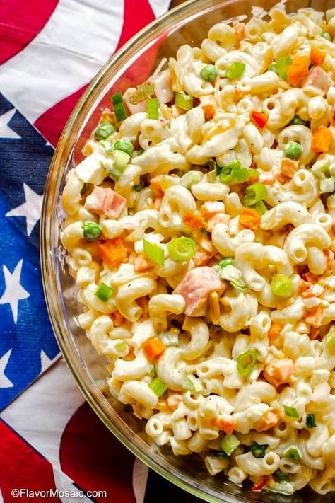 Best Macaroni Salad Recipe, Classic Macaroni Salad Recipe, Macaroni Salad With Ham, The Best Macaroni Salad, Salad Base, Mac Salad Recipe, Broccoli Pasta Salads, Vegetable Salads, Classic Macaroni Salad