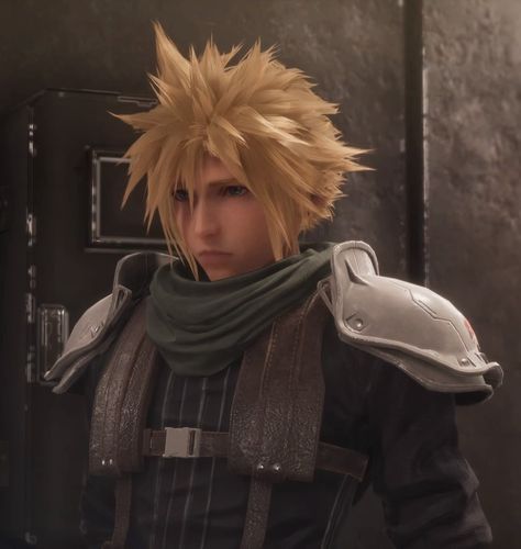 Cloud Strife Smiling, Cloud Crisis Core, Crisis Core Cloud, Cloud Strife Pfp, Ffvii Cloud, Blond Man, Final Fantasy Funny, Final Fantasy Cloud Strife, Final Fantasy Vii Cloud