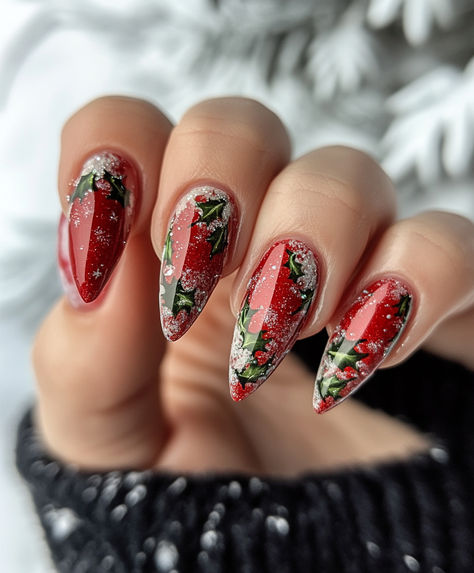 Classic green and red Christmas manicure with a modern twist. A must-try for a festive look! Red And Gold Christmas Nails, Gold Christmas Nails, Green And Red Christmas, Red And Gold Nails, Red And Gold Christmas, Christmas Manicure, Cozy Holiday, Christmas Parties, Christmas Nail