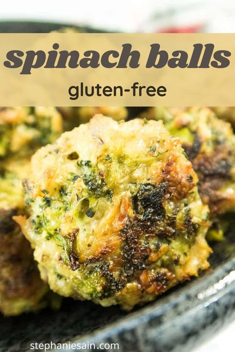 broccoli parmesan spinach balls in a black serving plate. Vegetarian Balls Recipe, Spinach Appetizer Recipes, Spinach Bites Appetizers, Spinach Broccoli Recipes, Side For Meatballs, Broccoli Spinach Recipes, Vegetarian Snacks For Party, Broccoli And Spinach Recipes, Spinach And Broccoli Recipes