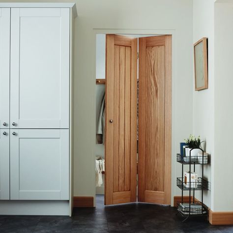 Oak Bifold Doors, Folding Door Design, Space Saving Doors, Folding Doors Interior, Folding Door, Internal Door, Downstairs Loo, Door Design Interior, Kitchen Door