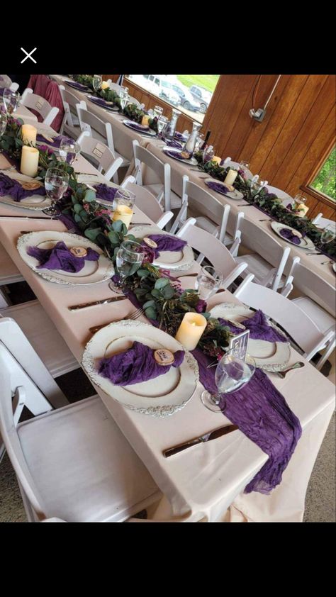 Purple And Green Table Decorations, Dark Purple Centerpieces Wedding, Plum Wedding Table Settings, Purple Wedding Theme Table Decorations, Purple Runner Wedding Table, Purple Table Runner Ideas, Dark Purple And Forest Green Wedding, Sage Green And Lavender Centerpieces, Black And Purple Table Setting