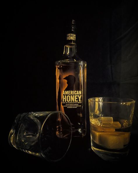 Honey Alcohol, Honey Drink, American Honey, Winter Drink, Wild Turkey, Friends Travel, Family Cruise, Bourbon Whiskey, Jack Daniels