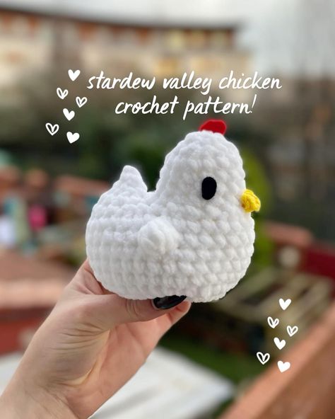 Stardew Valley Chicken, Chicken Crochet Pattern, Chicken Crochet, Russian Christmas, Crochet Chicken, Family Celebrations, Stardew Valley, Christmas And New Year, Crochet Pattern