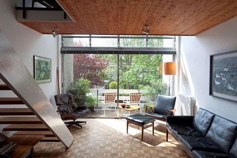 Interior design ideas: a glimpse through Tim Bubbs' sixties home | Life and style | The Guardian 1960 Interior Design, 1960s Interior Design, 1960s Interior, Mid Century Apartment, 60s House, 60s Interior, 60s Home, 1960s House, Modernist Interior