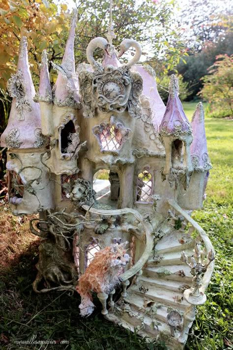 Fairy Garden Castle, Garden Castle, Fairy Tree Houses, Clay Fairy House, Fairy Castle, Fairies Garden, Fairy Village, Fairy House Diy, Fairy Garden Designs