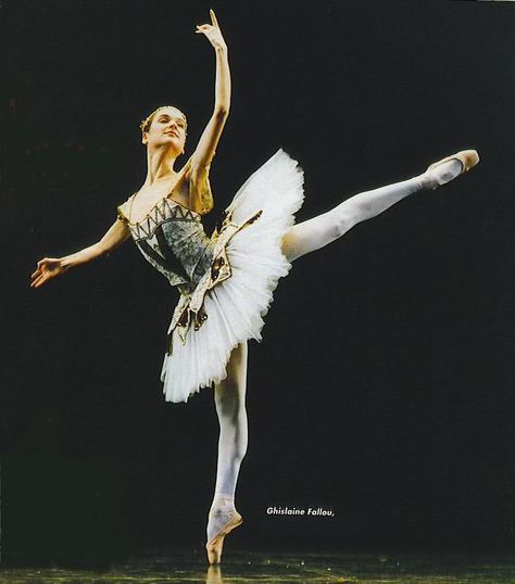 Ghislaine Fallou Fumi Kaneko, The Royal Ballet, George Balanchine, Ballet Inspiration, The Ballerina, City Ballet, Ballet Photos, Dance Movement, Royal Ballet