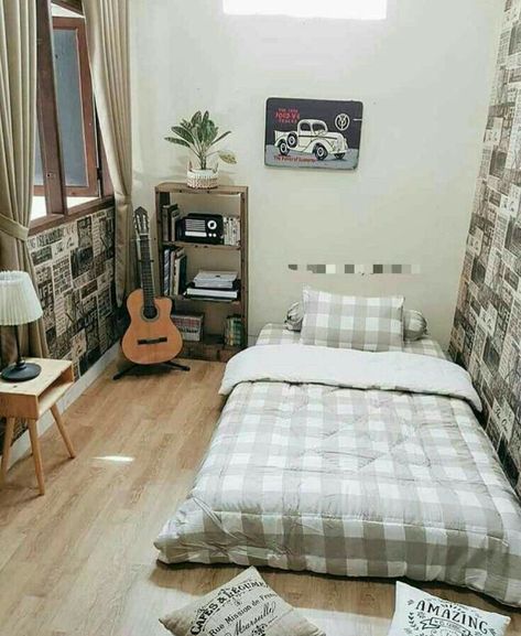 Small Room Inspo, Small Room Makeover, Mens Bedroom Decor, Small Room Design Bedroom, Diy Room Decor For Teens, Boy Bedroom Design, Bedroom Setup, Simple Room, Small Room Design