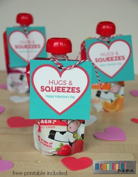 Hugs and Squeezes Valentine’s Day Classroom Party Food Hugs And Squeezes Valentine Printable, Classroom Party Food, Party Food Valentines Day, Toddler Valentine Gifts, Kids Valentine Party, Valentines Party Food, Valentines Snacks, Valentinstag Party, Classroom Treats