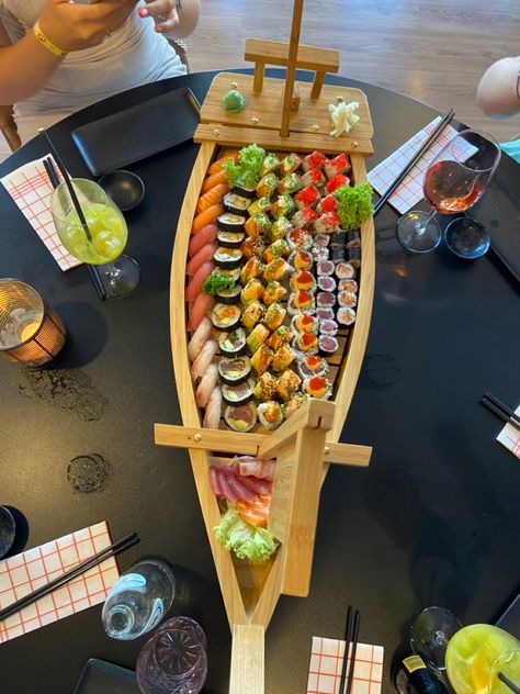 Sushi Tower, Sushi Boat, Seafood Tower, Scrumptious Food, 41st Birthday, Food Decor, Sushi Recipes, Food Decoration, Dim Sum