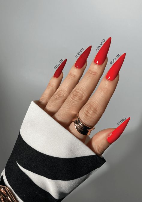 Shades Of Red Nail Polish, Two Tone Red Nails, Red Hot Nails, Different Shades Of Red Nails, Coral Red Nails Summer, Red Coral Nails, Orange And Red Nails, Red And Orange Nails, Coral Red Nails