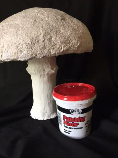 Make A Waterproof Paper Mache Mushroom For The Garden • Ultimate Paper Mache Waterproof Paper Mache, Paper Mache Mushroom, Paper Mache Recipe, Paper Mache Projects, Mushroom Crafts, Paper Mache Clay, Mache Art, Paper Pulp, Paper Mache Sculpture