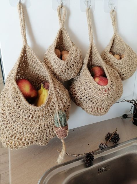 Hanging Baskets Kitchen, Wall Basket Storage, Basket Boho, Storing Vegetables, Hanging Fruit Baskets, Crochet Hanging, Vegetable Bag, Kitchen Basket Storage, Jute Hanging