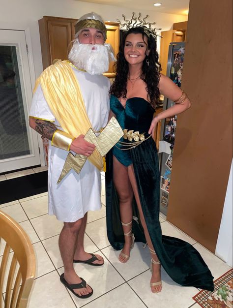 Zeus And Athena Costume, Greek Costume Couple, Greek Goddess And God Costume, Greek Halloween Costumes Couples, Medusa Halloween Costume College, Greek Couples Costumes, Zeus And Hera Costume, Greek Mythology Party Outfit, Greek God Party Outfit