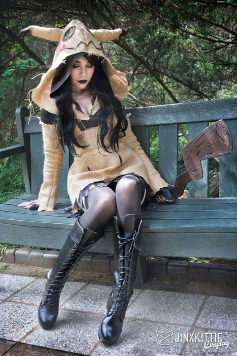 Mimikyu Gijinka from Pokemon Cosplayer: JinxKittie Cosplay Pokemon Halloween Costume, Pokemon Costumes, Pokemon Halloween, Pokemon Clothes, Hallowen Costume, Pokemon Cosplay, Epic Cosplay, Cosplay Diy, Manga Cosplay