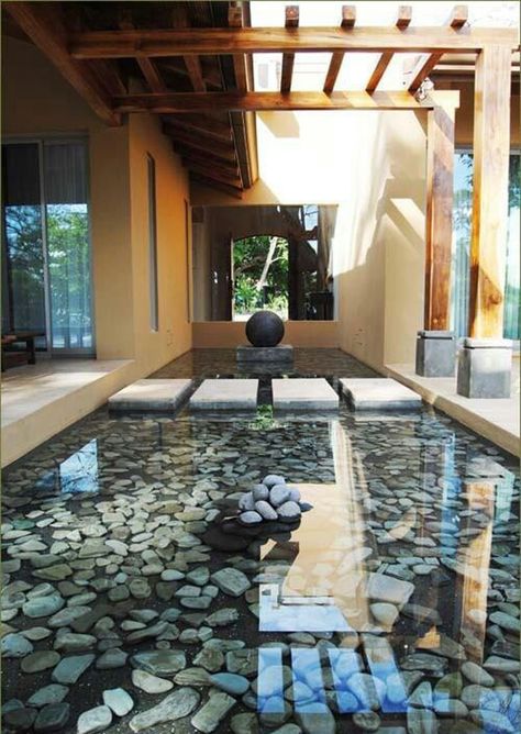 Japanese Indoor Ponds Indoor Pond, Moderne Have, Kolam Koi, Taman Air, Pond Design, Ponds Backyard, Design Exterior, Beautiful Backyards, Water Feature