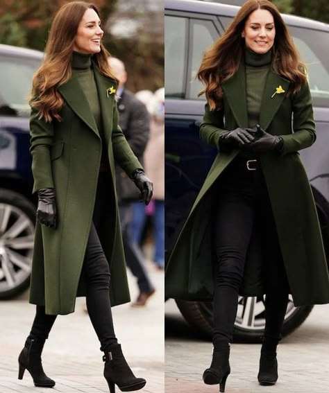 Kate Middleton Style Outfits, Looks Kate Middleton, Kate Middleton Outfits, Middleton Style, Kate Middleton Style, Stylish Work Outfits, Green Coat, Royal Fashion, Winter Fashion Outfits