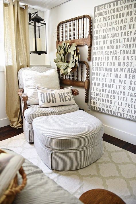 Farmhouse Living Room Wall Decor, Farmhouse Guest Bedroom, Guest Bedroom Makeover, Farmhouse Style Bedrooms, Casa Country, Chair Ottoman, Farmhouse Bedroom, Country Farmhouse Decor, Farmhouse Wall Decor