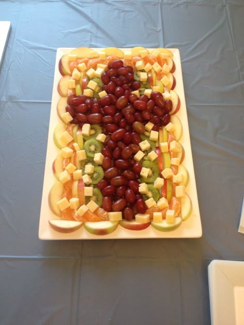 Fruit tray for a baptism Dedication Food Ideas, Baptismal Luncheon Food Ideas, Cross Veggie Tray Ideas, Communion Menu Ideas, First Communion Food Ideas, First Communion Fruit Platter, Cross Fruit Platter, Cross Fruit Tray, Easter Fruit Tray