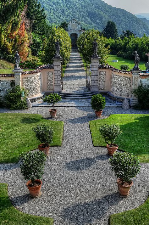 Green Board, Formal Garden, Italian Garden, Formal Gardens, The Secret Garden, Gorgeous Gardens, Alam Yang Indah, Shade Garden, Dream Garden