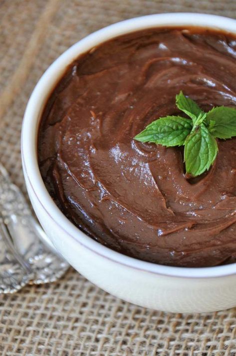 Raw Vegan Chocolate Pudding - Soy and Avocado Free Mint Chocolate Pudding, Mint Pudding, Scones Vegan, Vegan Chocolate Pudding, Cheesecake Vegan, Chocolate Pudding Recipes, Raw Vegan Desserts, Cooking Chocolate, Raw Desserts