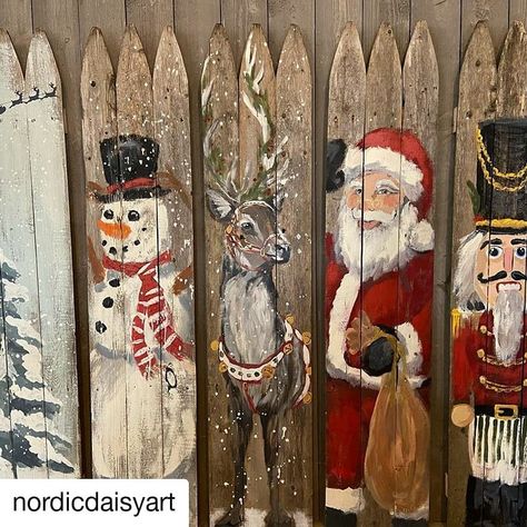 Painting On Barnwood Ideas, Winter Paintings On Wood, Rustic Christmas Painting, Things To Paint On Wood, Christmas Porch Leaners, Christmas Boards Signs, Fence Picket Projects, Wood Christmas Signs, Wooden Snowman Crafts