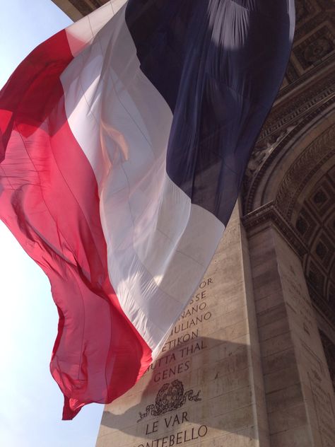 French flag French Resistance Aesthetic, French Studies Aesthetic, Old French Aesthetic, French Culture Aesthetic, French Revolution Aesthetic, France Culture Aesthetic, Riri Aesthetic, French Flag Aesthetic, Paris Flag