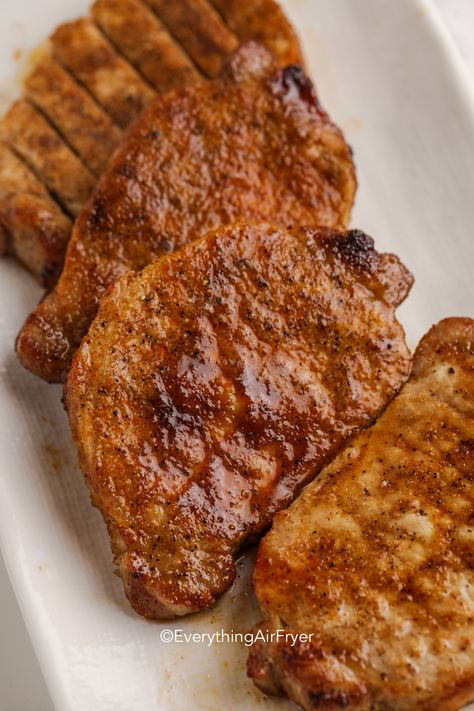 Vortex Air Fryer Brown Sugar Pork Chops Brown Sugar Glazed Pork Chops, Brown Sugar Pork Chops, Center Cut Pork Chops, Air Fryer Pork, Breaded Pork Chops, Air Fryer Pork Chops, Easy Pork Chops, Glazed Pork Chops, Homemade Crunchwrap Supreme