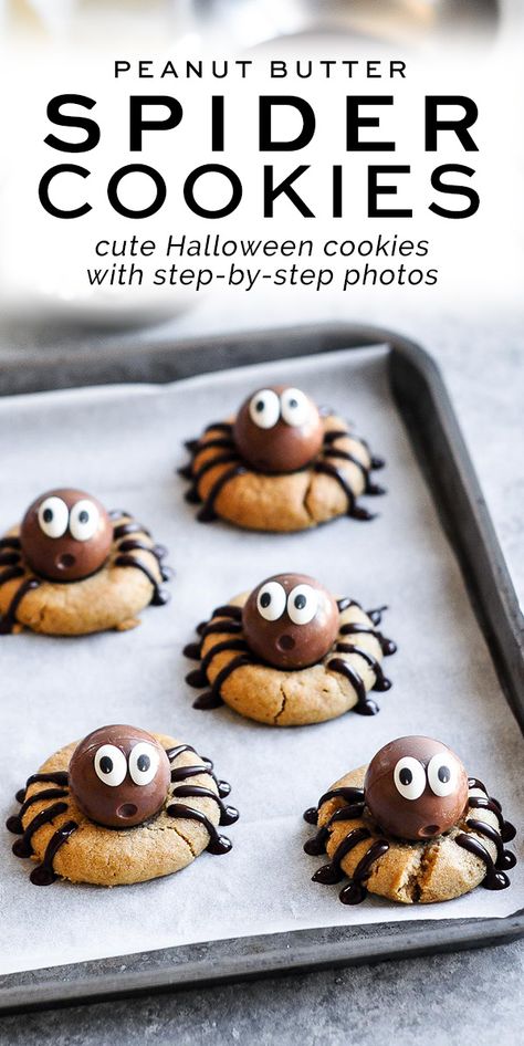 Chocolate Peanut Butter Spider Cookies, Cute Halloween Recipes Dessert, Baking For Halloween, Peanut Butter Halloween Cookies, Spider Peanut Butter Cookies, Cute Halloween Treat Ideas, Halloween Easy Cookies, Halloween Easy Baking, Halloween Peanut Butter Cookies