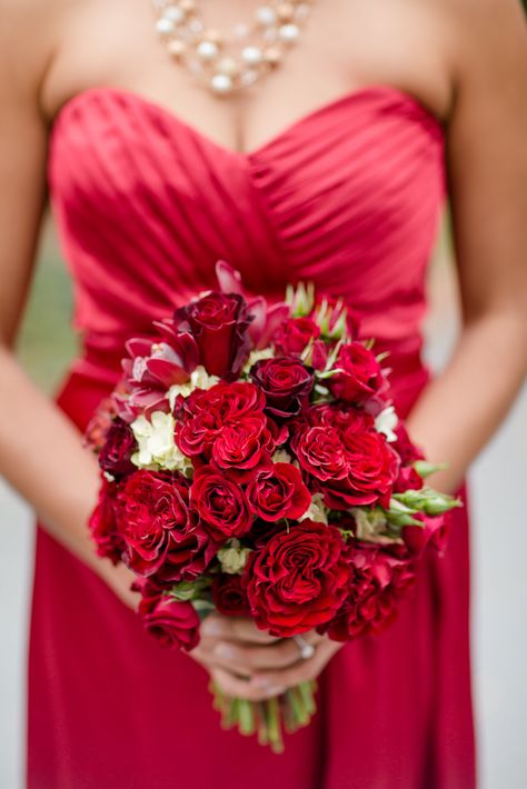 Red Rose Bouquets with Red Dresses for Bridesmaids Bouquet With Red Dress, Bouquet For Red Dress, Prom Flower Bouquet, Mustard Yellow Wedding, Color Bouquet, Prom Bouquet, Yellow Wedding Inspiration, Red Rose Dress, Fall Bouquet