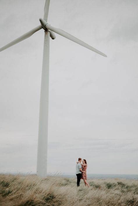 Rustic engagement photo shoot. Tri Cities, WA Photos by Taylor Alton Photography #rusticengagement #engagement #engagementphotos #windmill #springphotoshoot Pre Wedding Windmill, Windmill Couple Photography, Windmill Prewedding, Windmill Photoshoot, Windmill Photography, Bath Photoshoot, Windmills Photography, Adventure Photoshoot, Creative Couples Photography