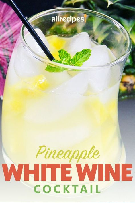 Pineapple White Wine Cocktail | "A refreshing and simple pineapple cocktail that's perfect for any occasion! It tastes like a mimosa or sweet white wine sangria. Try it with your favorite white wine! Make sure all your ingredients are chilled" #drinks #drinksrecipes #drinkrecipes White Wine Recipes Drinks, Cocktails With White Wine, White Wine Drinks Cocktails, Drinks With White Wine, White Wine Mixed Drinks, White Wine Cocktail Recipes, Drinks With Wine, Cocktails With Wine, White Wine Drinks