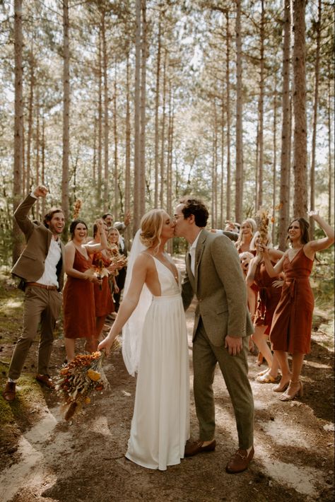 Woodland Wedding Bridesmaids, Greenery Rustic Wedding Bridesmaid Dresses, Linen Bridesmaids Dresses, Whimsical Bridesmaid Dresses Woodland Wedding, Moss Bridesmaid Dresses With Groomsmen, Forest Wedding Aesthetic Bridesmaids, Summer Forest Wedding, Tweed Groom, Tweed Suits