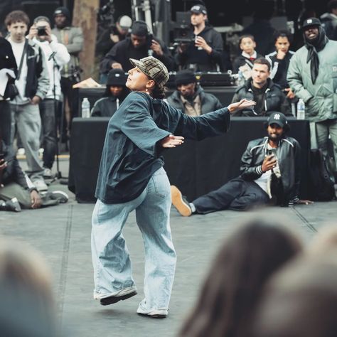 🪩 Caught some dance battle at #EttelbrooklynStreetFest #StreetDance #DanceBattle #StreetDancePerformance #DanceCommunity #Luxembourg #Ettelbruck Dance Battle, Street Dance, Dance Performance, Luxembourg, Chemistry, Dancing, Vision Board, Quick Saves