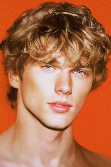 Taylor Swift Masculine, Brandon Core, Taylor Swift The Man, The Man Taylor Swift, Celeb Aesthetic, Tyler Swift, My Type, Nerdy Things, Taylor Swift Videos