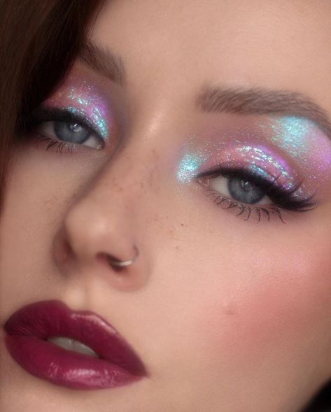 Imgur: The magic of the Internet Makeup To Try, Chola Makeup, Warm Tone Makeup, Ursula Makeup, Futuristic Makeup, Opal Eyes, Maquillage On Fleek, Light Makeup Looks, Bold Makeup Looks