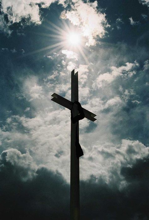 images of good friday | Good Friday is the Friday before Easter. Christian Declarations, Good Friday Images, Good Friday Quotes, Happy Good Friday, Friday Pictures, Friday Images, I Need You Love, Christian Affirmations, I Need Jesus