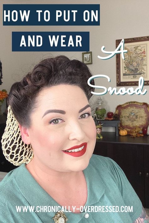 A quick and easy tutorial on how to put on a snood. Vintage Snood Hairstyle, 1940s Snood Hairstyles, Snood Hairstyles, 1940s Fashion Hair, 1930 Hair, 1940 Hairstyles, 1940 Hair, 1940s Tea Dress, Hairstyle 1940